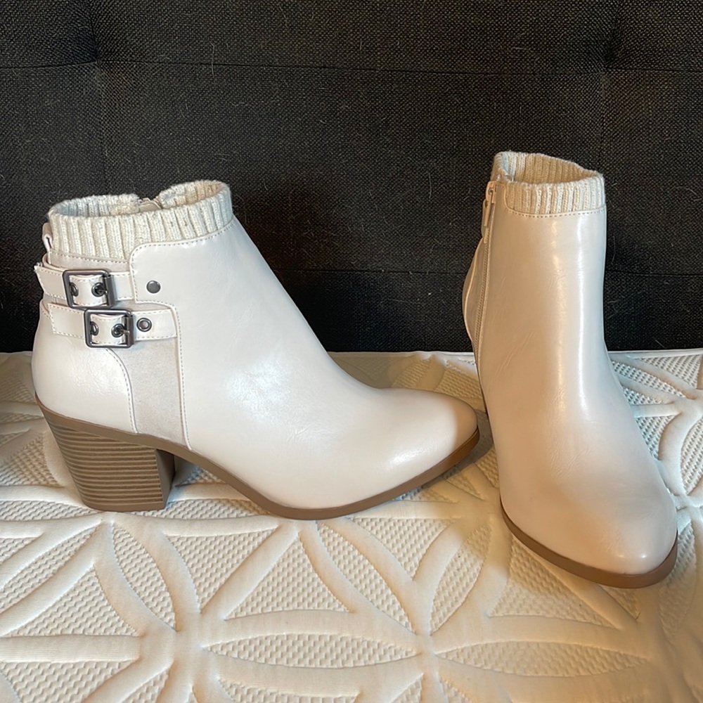 White justfab leather bootie
